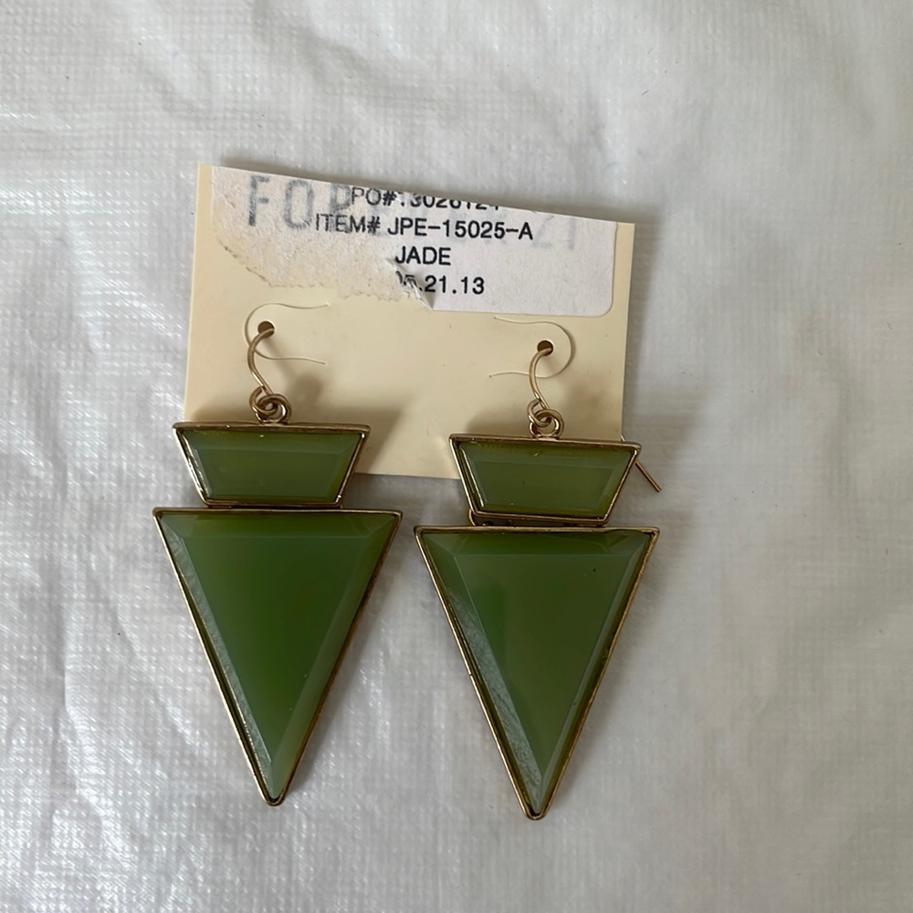 Forever 21 JADE Earrings in Green/Gold One size NWT